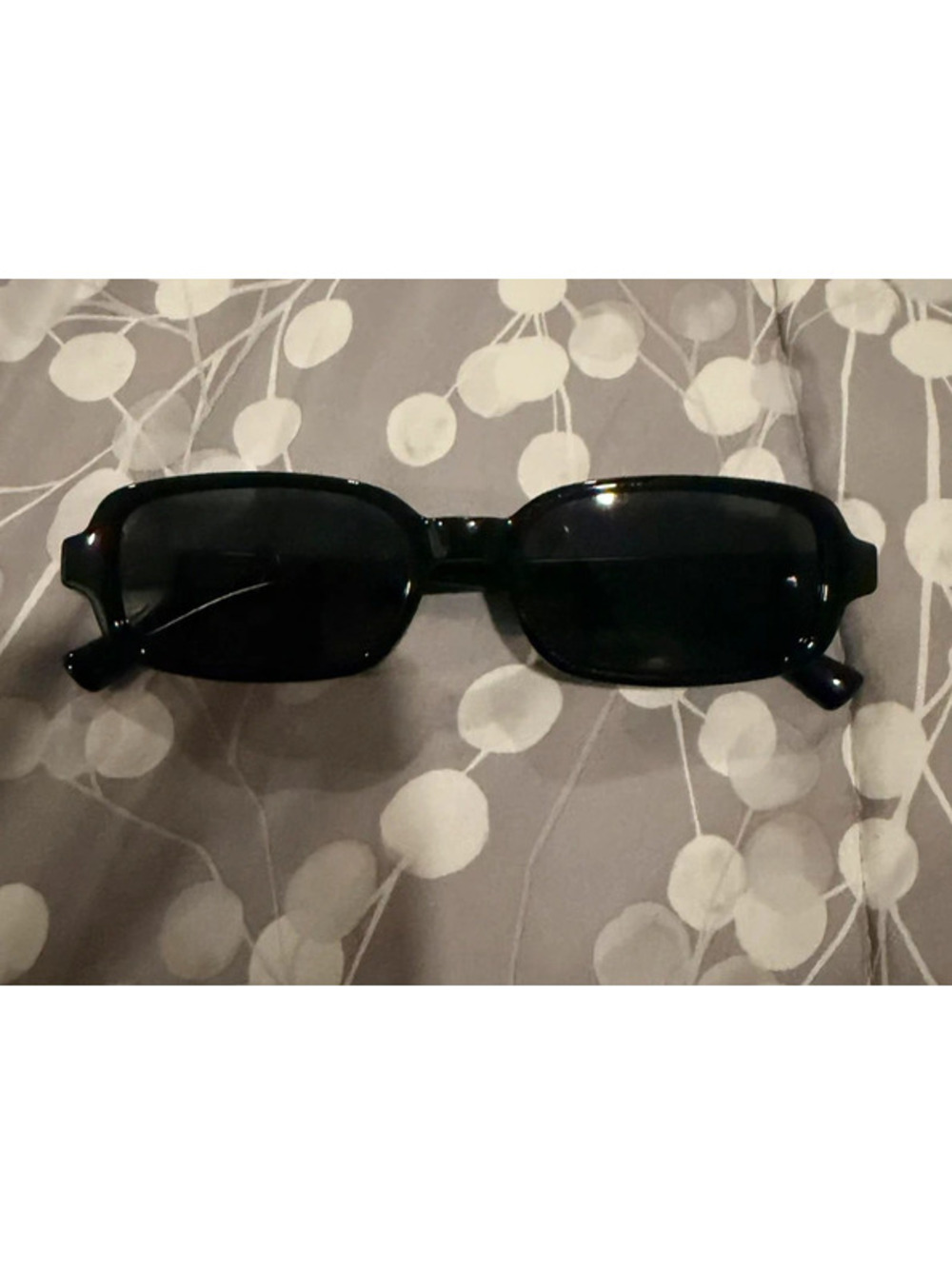 Black sunglasses